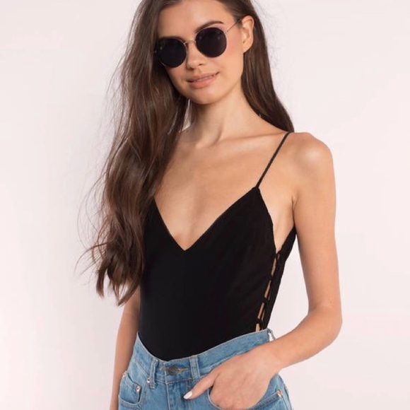 V-neck Bodysuit - Picture 5 of 5